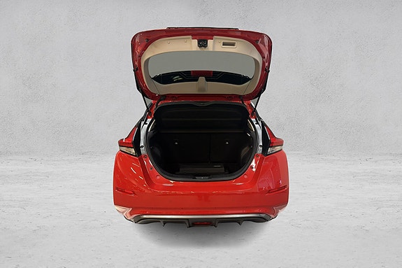 Nissan Leaf 14 of 30