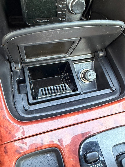 Toyota Camry 24 of 30