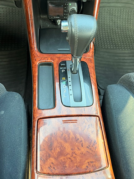Toyota Camry 23 of 30