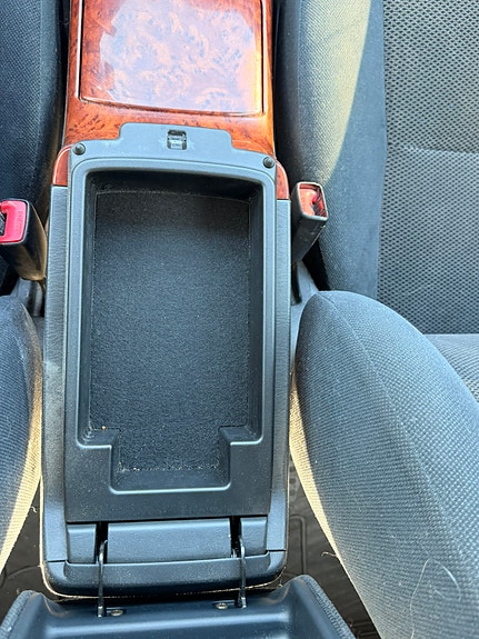 Toyota Camry 30 of 30