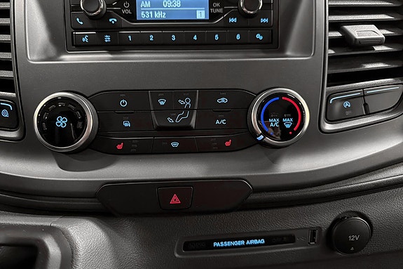 Ford Transit 15 of 20
