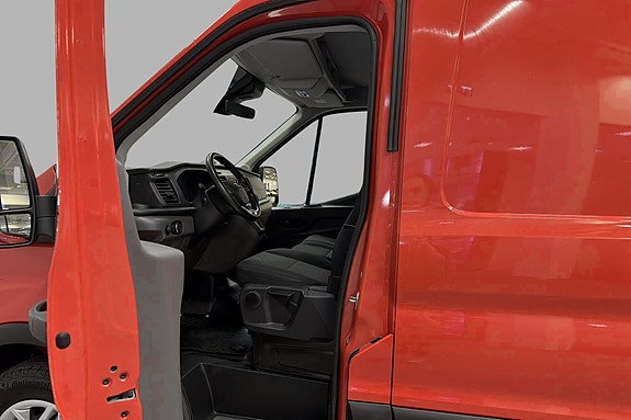 Ford Transit 11 of 20