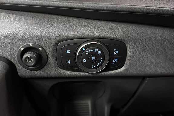 Ford Transit 18 of 20