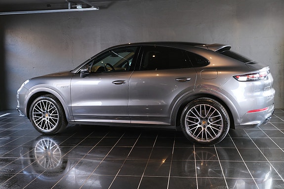 Porsche Cayenne Coupe 2 of 30