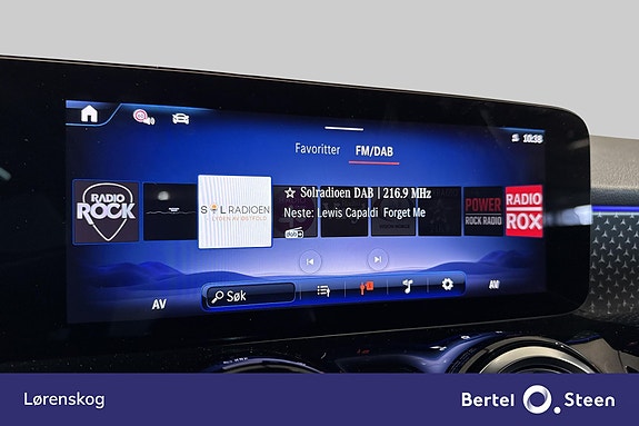 Mercedes-Benz EQB300 20 of 27