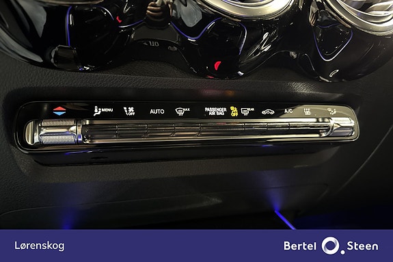 Mercedes-Benz EQB300 23 of 27