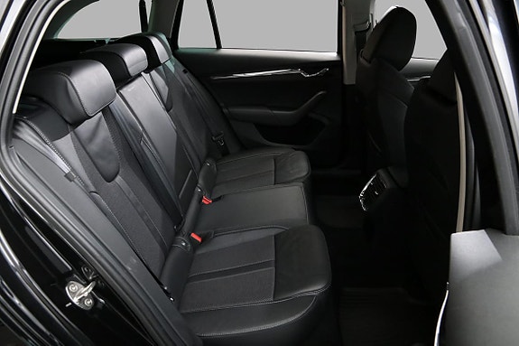 Skoda Octavia 16 of 28