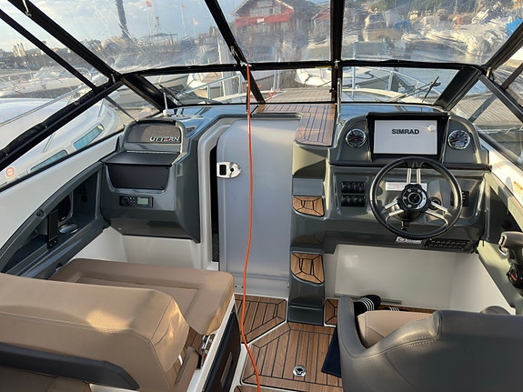 Uttern D70 Premium Edition - Lavt time antall 9 of 30