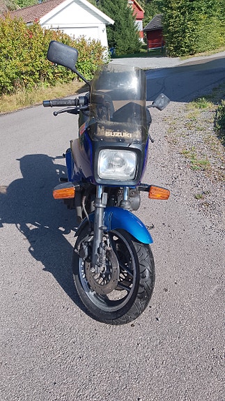 Suzuki GSX 750 ES 4 of 7