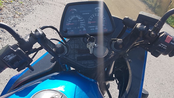 Suzuki GSX 750 ES 3 of 7