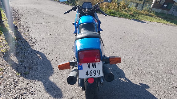 Suzuki GSX 750 ES 6 of 7