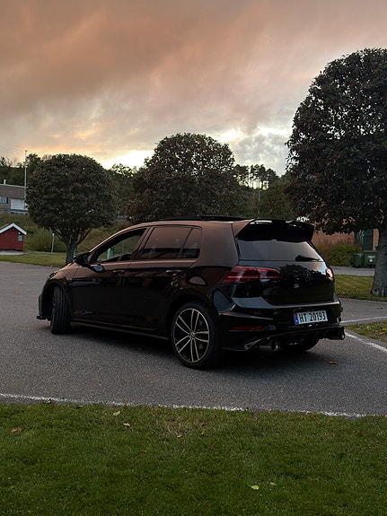 Volkswagen Golf VII 6 of 21