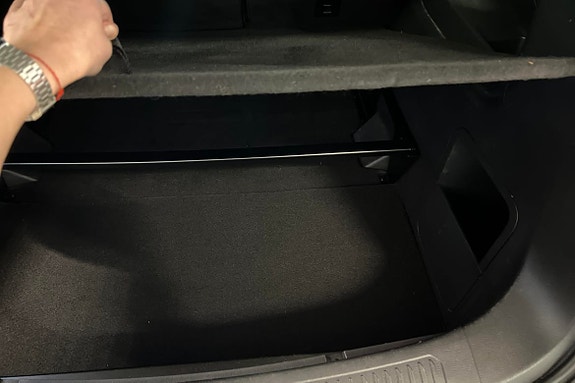 Maxus Euniq 6 16 of 16