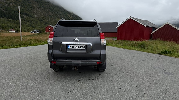 Toyota Land Cruiser 10 of 20
