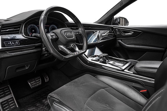 Audi Q8 15 of 30