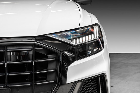 Audi Q8 4 of 30