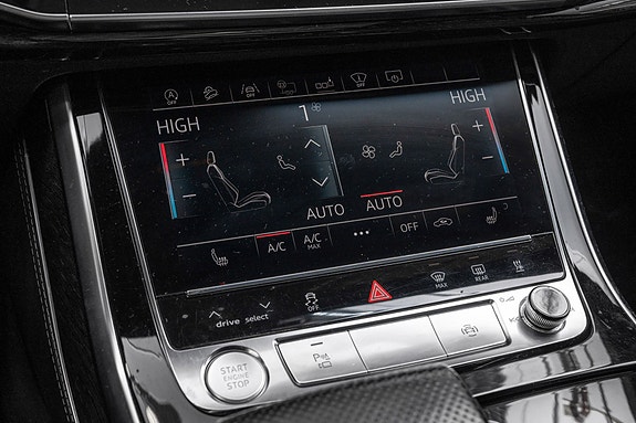 Audi Q8 20 of 30