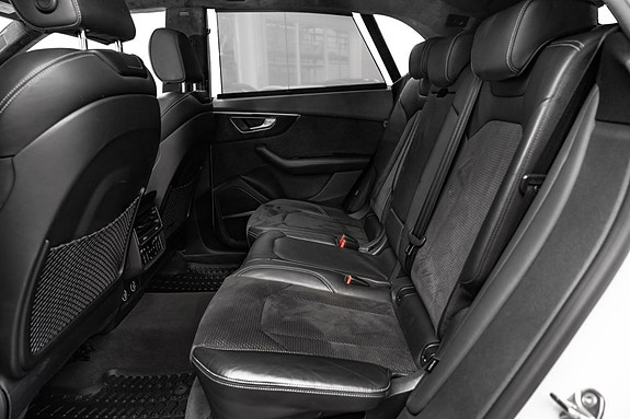 Audi Q8 26 of 30