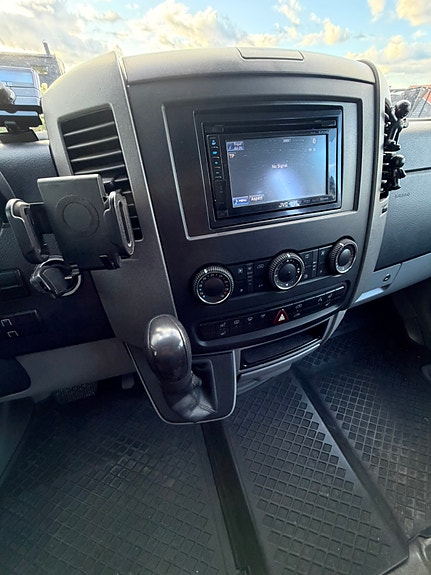 Mercedes-Benz Sprinter 315 14 of 24