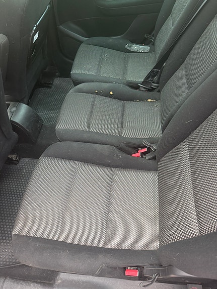 Peugeot 307 SW 11 of 13