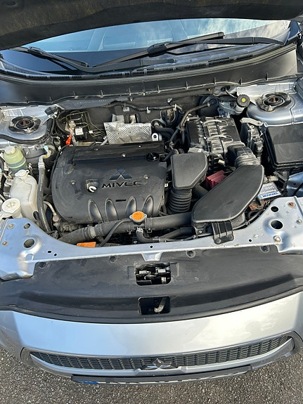 Mitsubishi Outlander 8 of 30