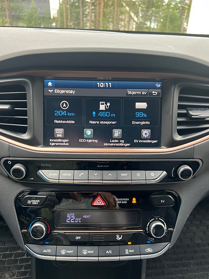 Hyundai IONIQ 4 of 11