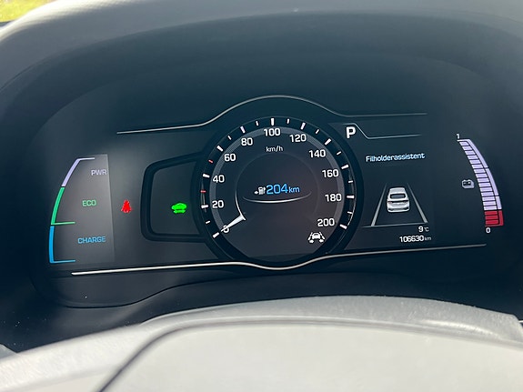 Hyundai IONIQ 6 of 11