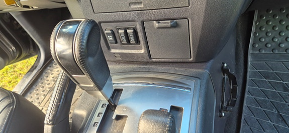 Mitsubishi Pajero 20 of 24