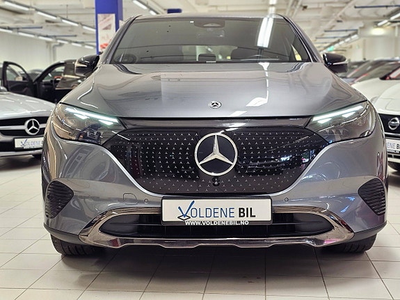 Mercedes-Benz EQE SUV 3 of 30