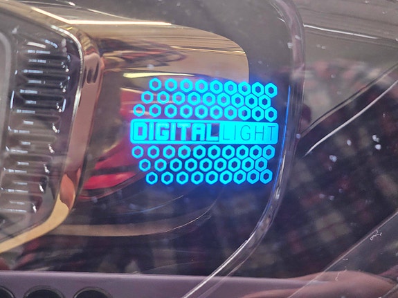 Mercedes-Benz EQE SUV 13 of 30