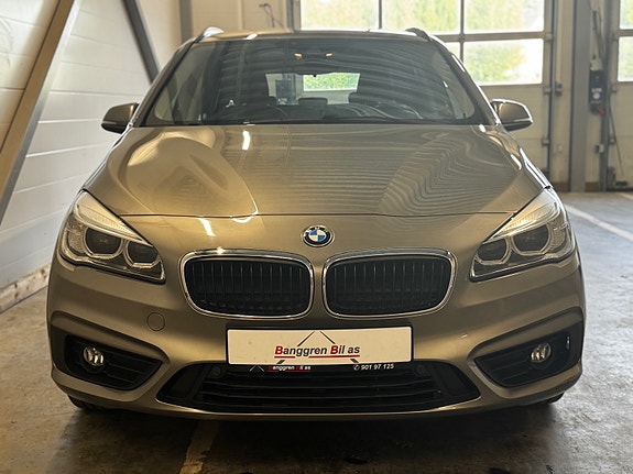 BMW 225xe 7 of 30