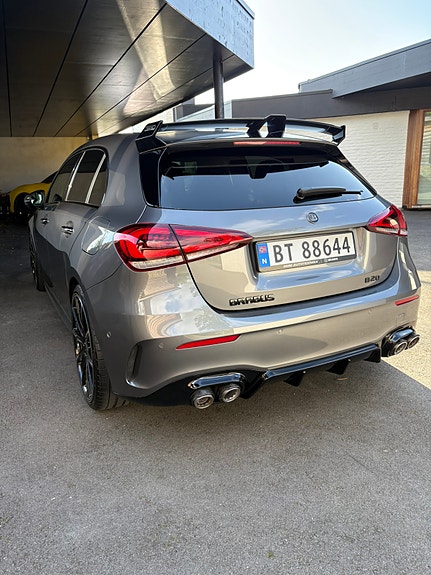 Mercedes-Benz A200 2 of 30