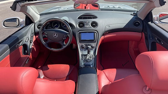 Mercedes-Benz SL500 22 of 30