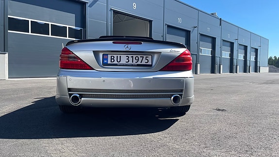 Mercedes-Benz SL500 10 of 30