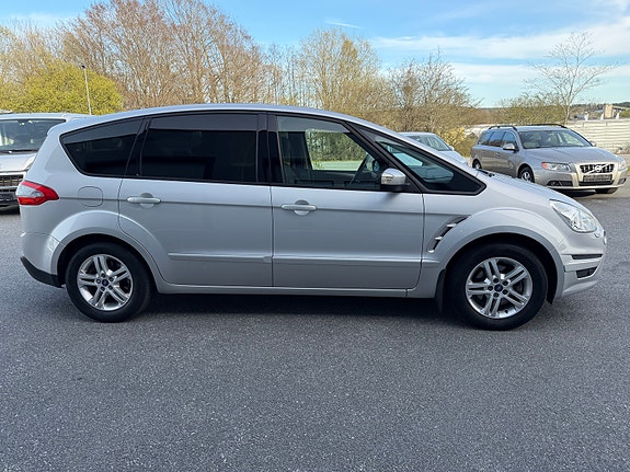 Ford S-MAX 4 of 21