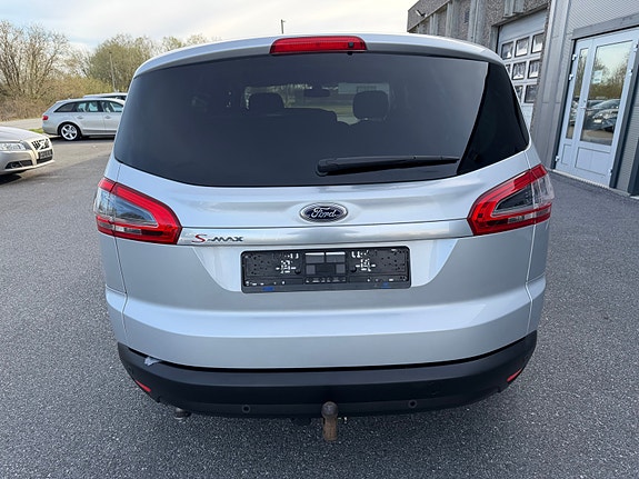 Ford S-MAX 6 of 21