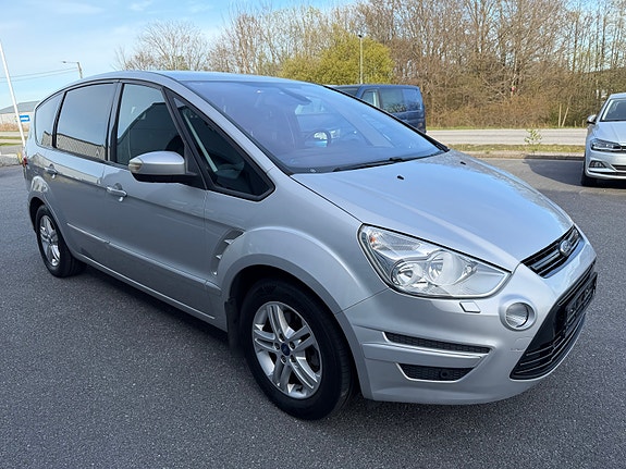 Ford S-MAX 3 of 21