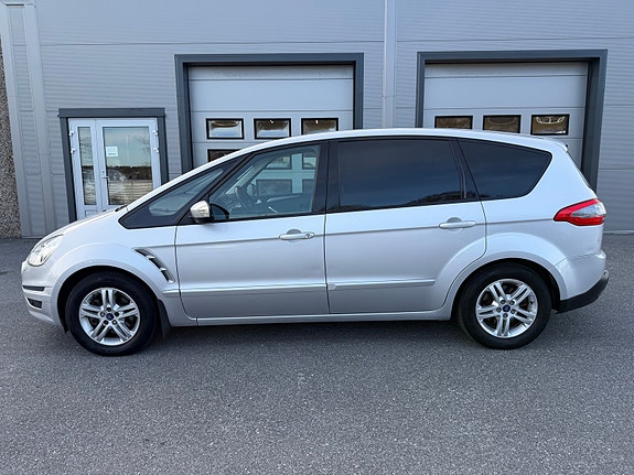 Ford S-MAX 8 of 21