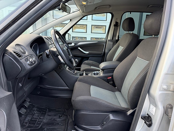 Ford S-MAX 13 of 21