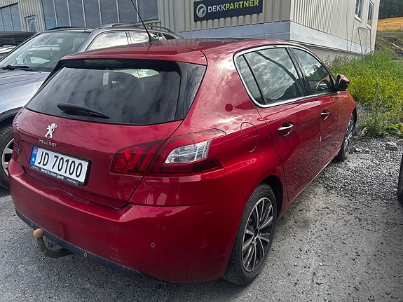 Peugeot 308 13 of 17