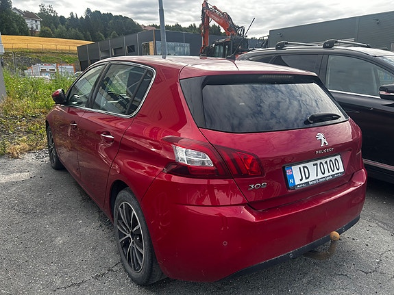 Peugeot 308 15 of 17