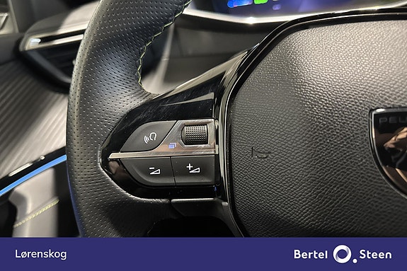 Peugeot e-2008 15 of 26