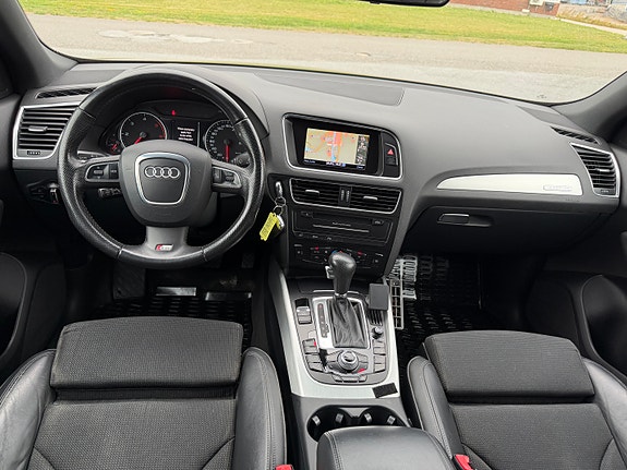 Audi Q5 12 of 23