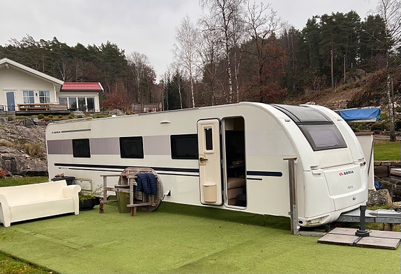 Adria Alpina 903HT 3 of 19