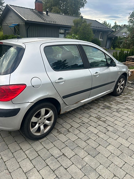 Peugeot 307 7 of 17
