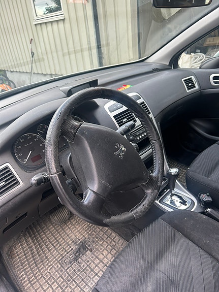 Peugeot 307 14 of 17