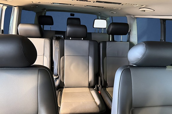 Volkswagen Caravelle 16 of 20