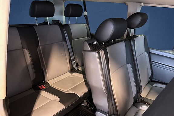 Volkswagen Caravelle 15 of 20