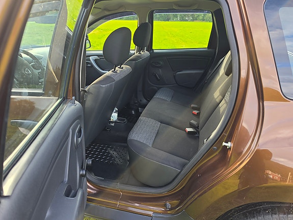 Dacia Duster 9 of 19