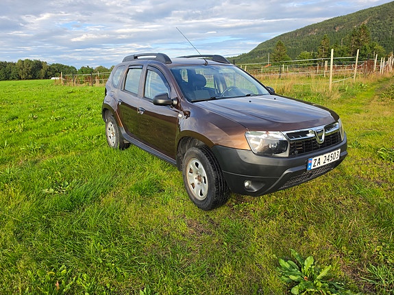 Dacia Duster 3 of 19
